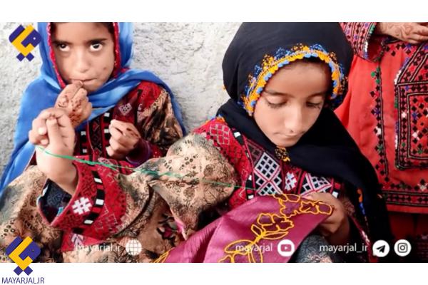 با سوزن‌دوزی، دست‌های زمینی دختران بلوچ هنرهای سمایی می‌آفرینند+فیلم