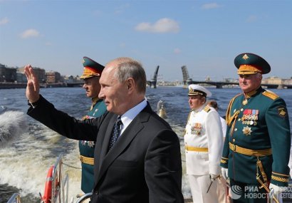 ناوگان دریایی روسیه در بندرچابهار پهلو می‌گیرند