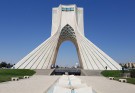 فیلم| حضور بلوچ ها در میدان آزادی و روایت شان از تهران