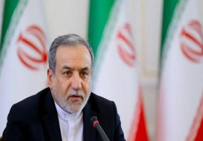 عراقچی افغانستان و پاکستان را به گفت وگو دعوت کرد عراقچی افغانستان و پاکستان را به گفت وگو دعوت کرد