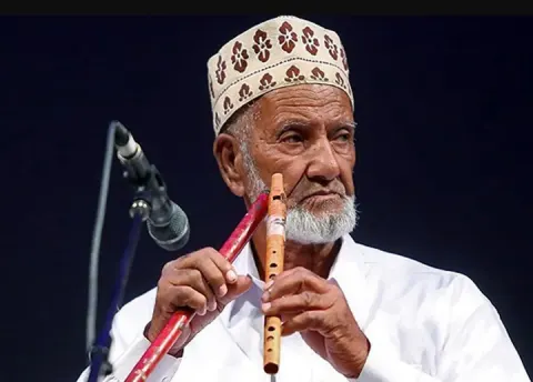 استاد شیرمحمد اسپندار در زادگاهش آرام گرفت