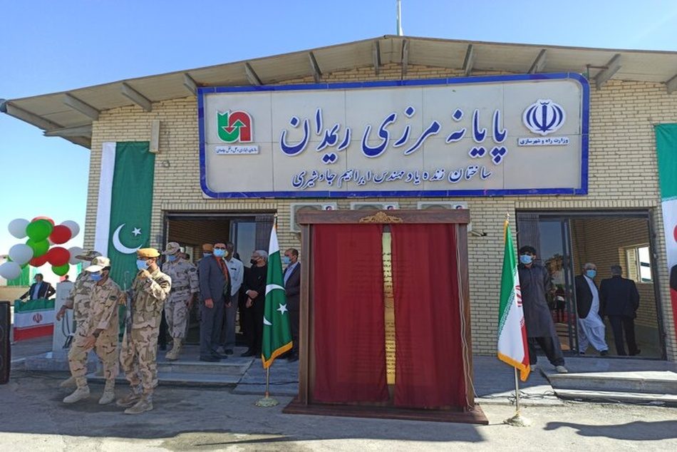 ریمدان باڈر ءِ ھزمتگاریں کار ءُ باراں شپ ءُ روچ ءَ بنت.