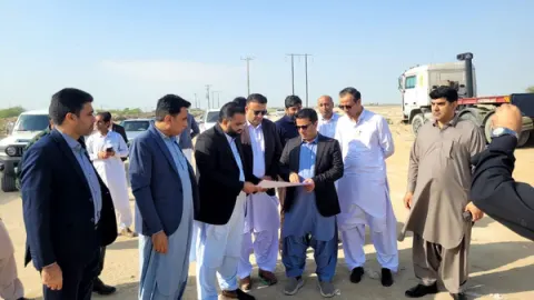 پزم تیاب ءِ تر ءُ تابی کلگ ءِ اسلی راہ ءِ گوم ءُ گیگ دیگ ءِ چن ءُ لانچ.