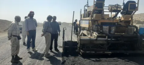 دزاپ ءُ واش ءِ میانی شھدگ ءِ پورہ کنگ ءِ اشتاپی، امبری سال ءِ داں گڈی روچاں 37 کیلومتر دگہ شھدگی را ہ ءِ دیمدرائی .